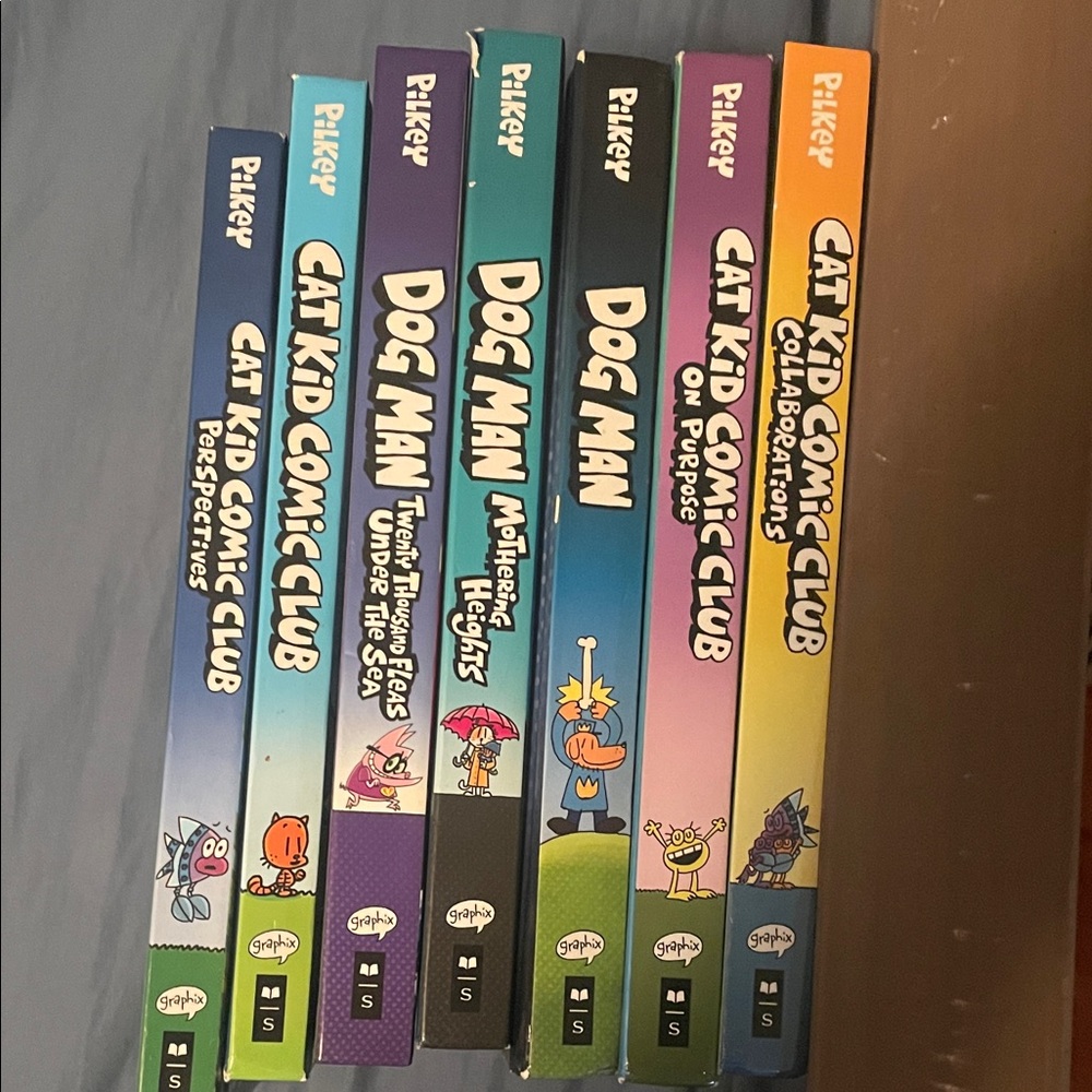 Dog Man and Cat Kid Comic Club Book Set